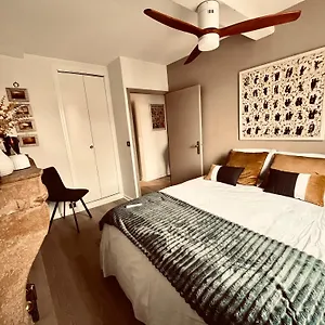 L'appart&lumière 2ch Pour 4 Pers 5 étage Sans Ascenseur Sans Clim , Eveux France